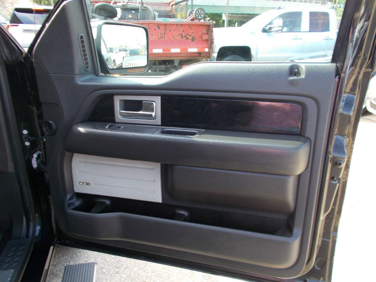 Used 2012 Ford F150 Platinum w/ Max Trailer Tow Pkg AWD/4WD image 17