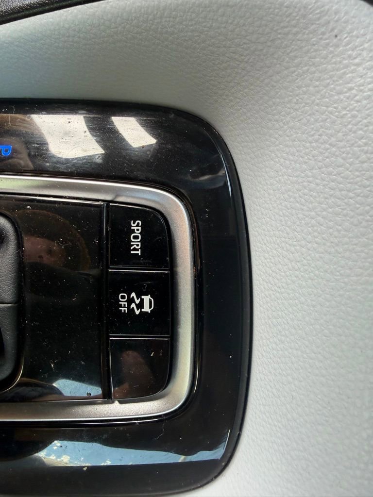 Used 2022 Toyota Corolla SE image 26