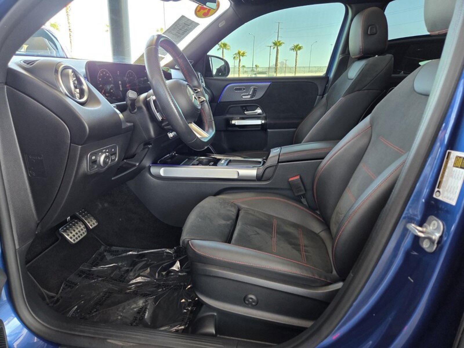 Used 2024 Mercedes-Benz GLB 250 image 13