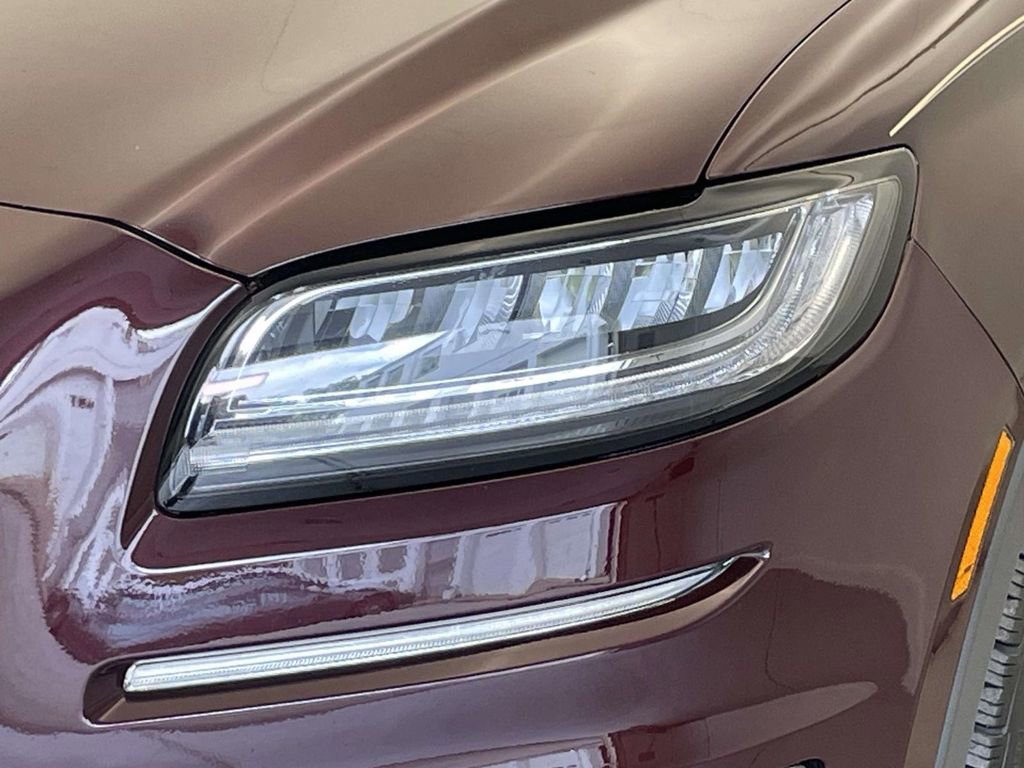 Used 2019 Lincoln Nautilus Reserve AWD/4WD image 9
