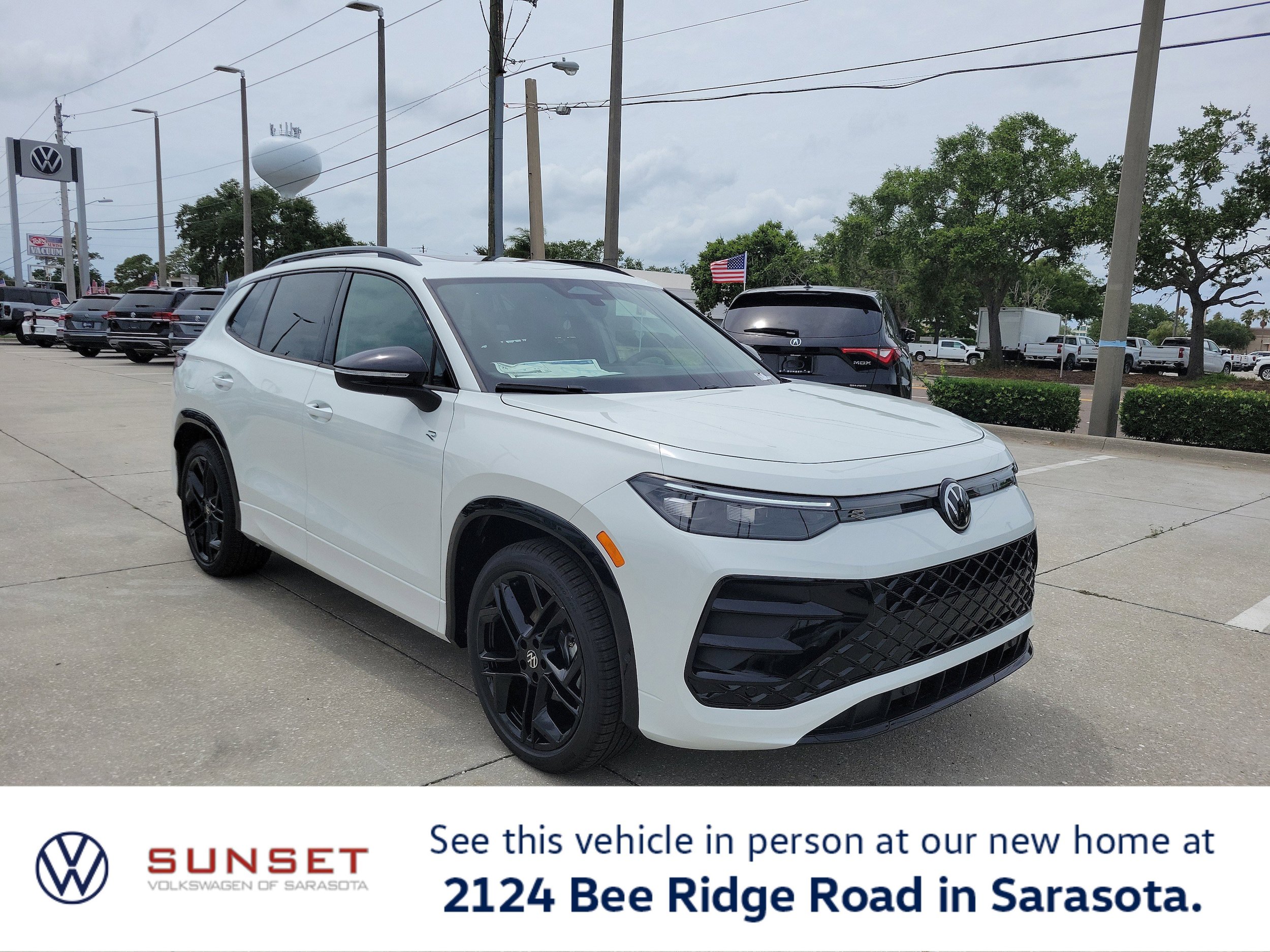 New 2026 Volkswagen Tiguan SE R-Line