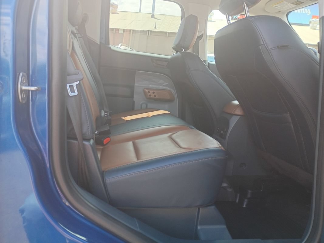 Used 2024 Ford Maverick Lariat w/ FX4 Off-Road Package AWD/4WD image 21