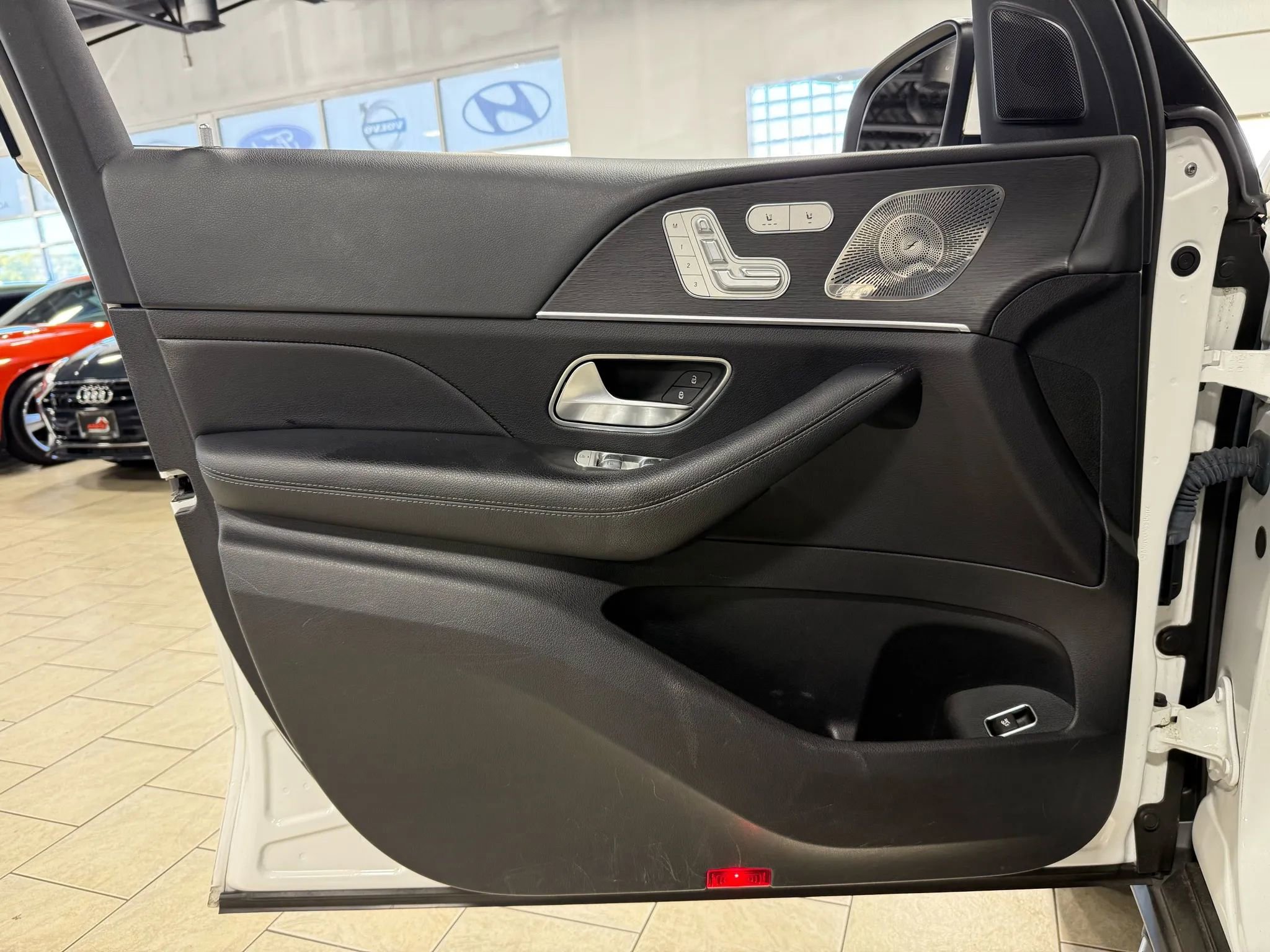 Used 2022 Mercedes-Benz GLE 350 4MATIC image 29
