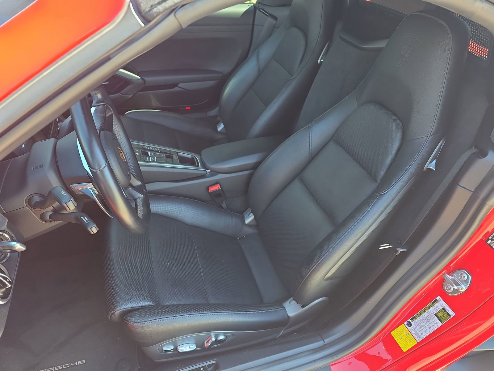 Used 2019 Porsche 718 Boxster image 5