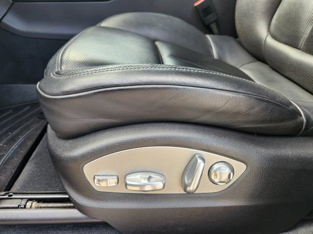 Used 2017 Porsche Macan S image 22
