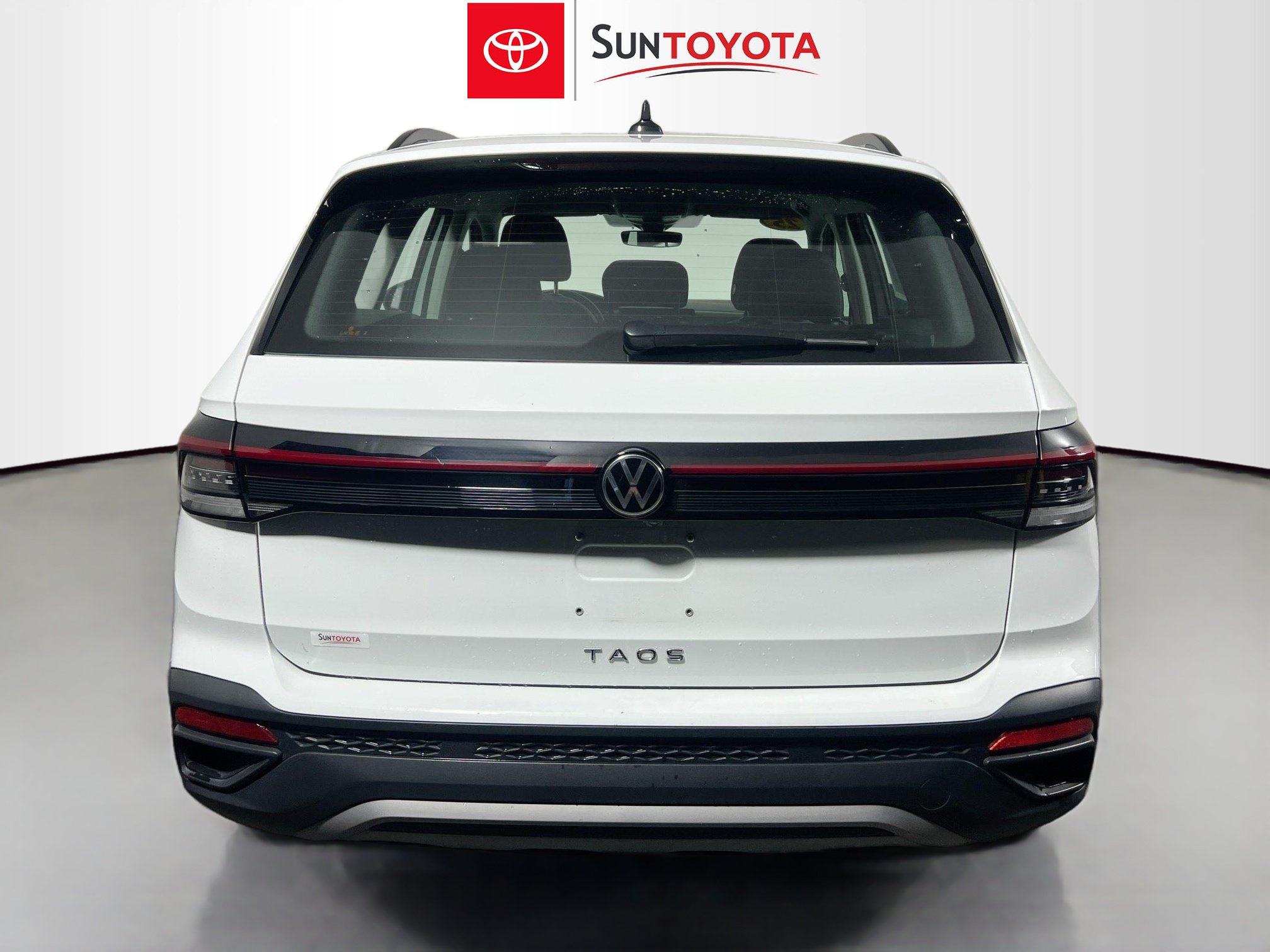 Used 2025 Volkswagen Taos S FWD image 5
