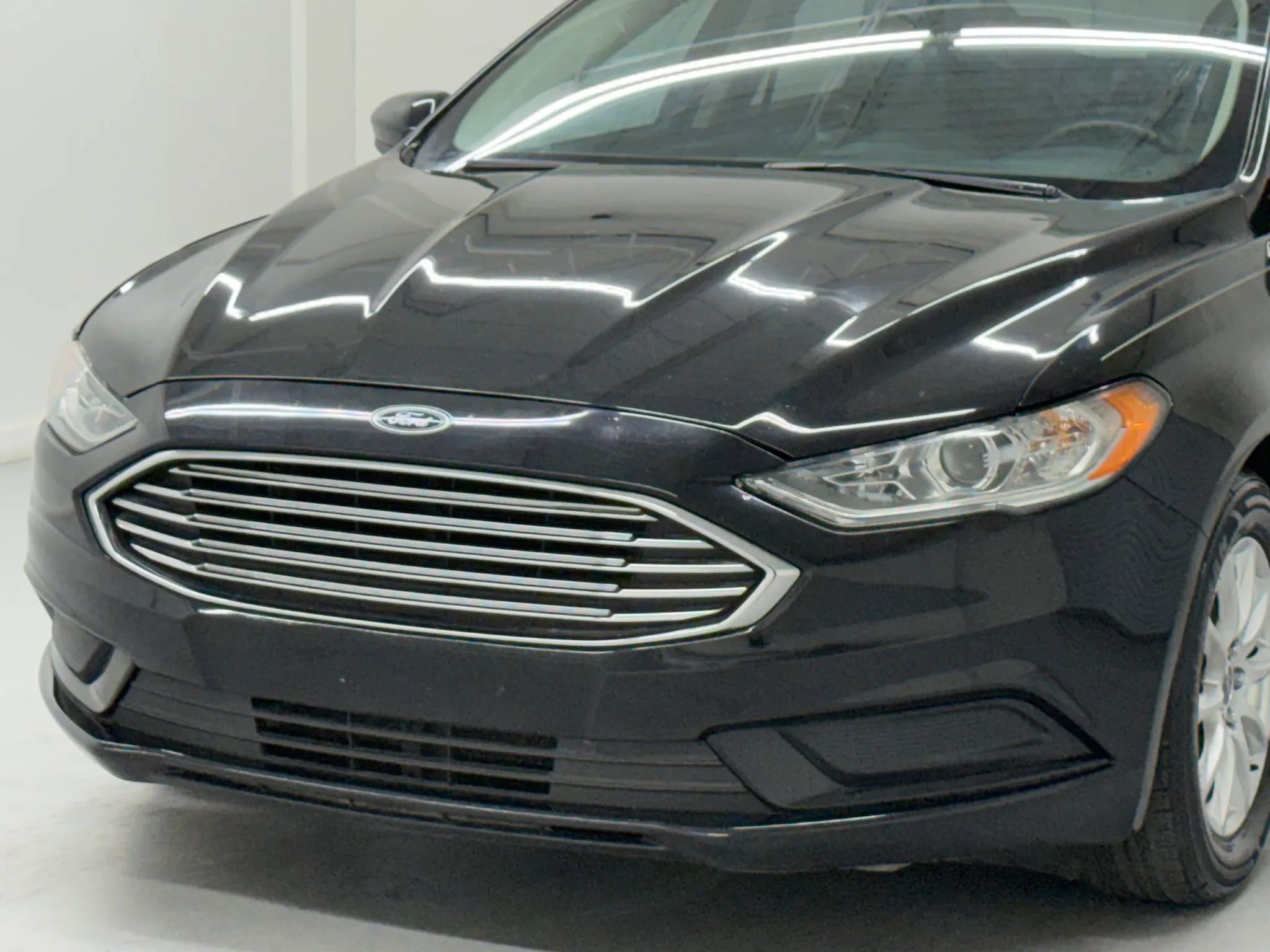 Used 2018 Ford Fusion S image 20