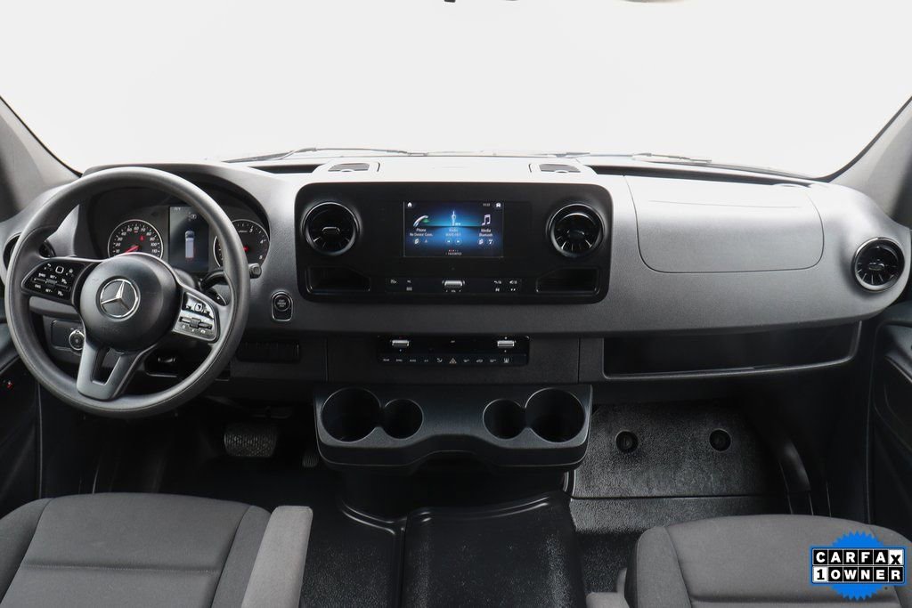 Used 2024 Mercedes-Benz Sprinter 2500 image 21