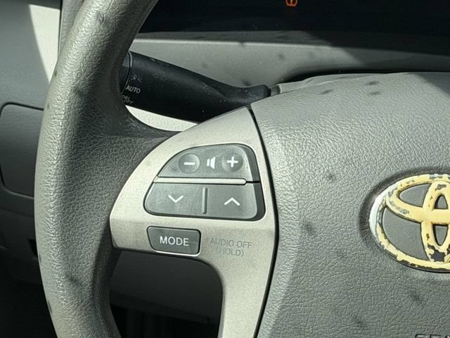 Used 2010 Toyota Camry LE FWD image 12