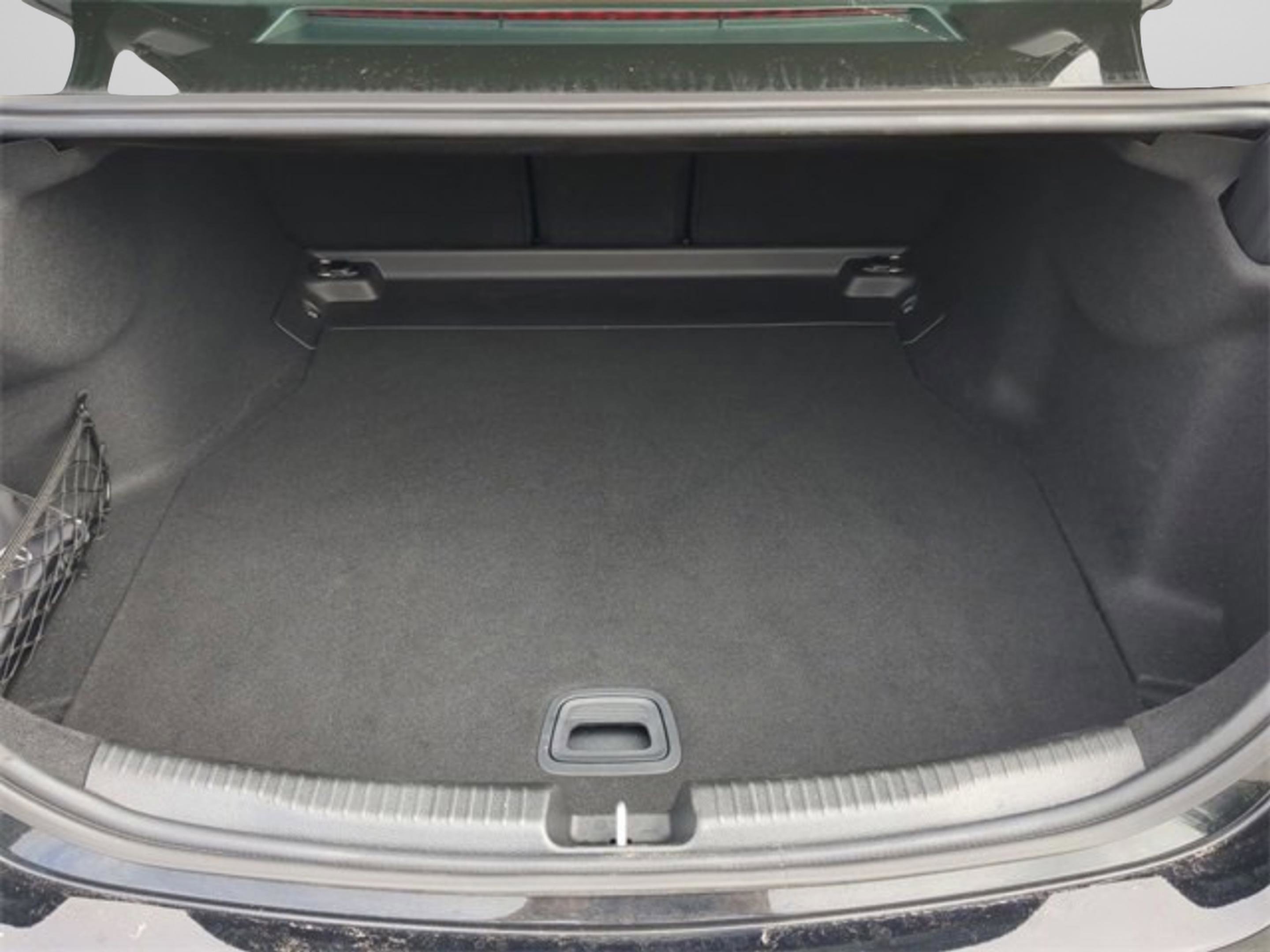 Used 2025 Mercedes-Benz C 300 Sedan image 56