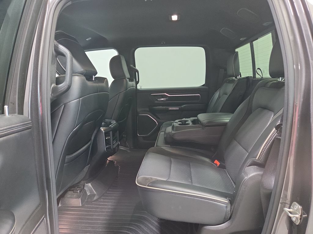 Used 2024 RAM 1500 Laramie AWD/4WD image 27