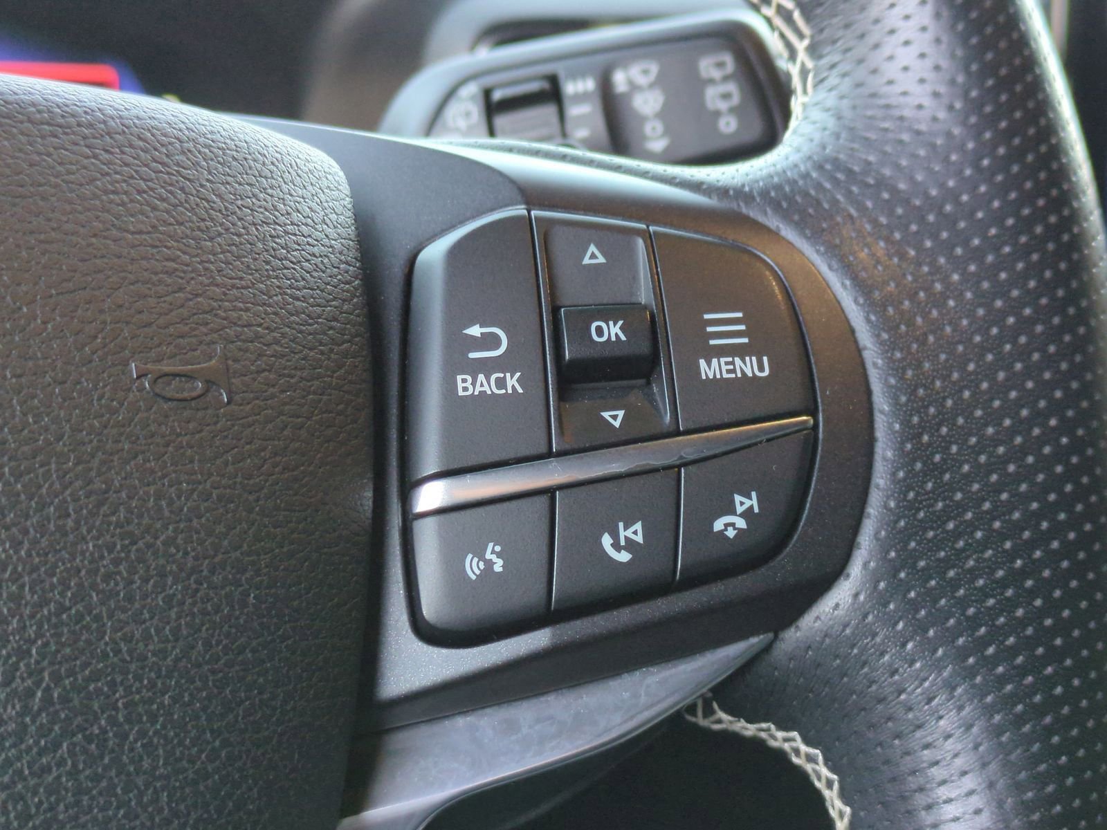 Used 2020 Ford Explorer ST w/ ST Street Pack image 31