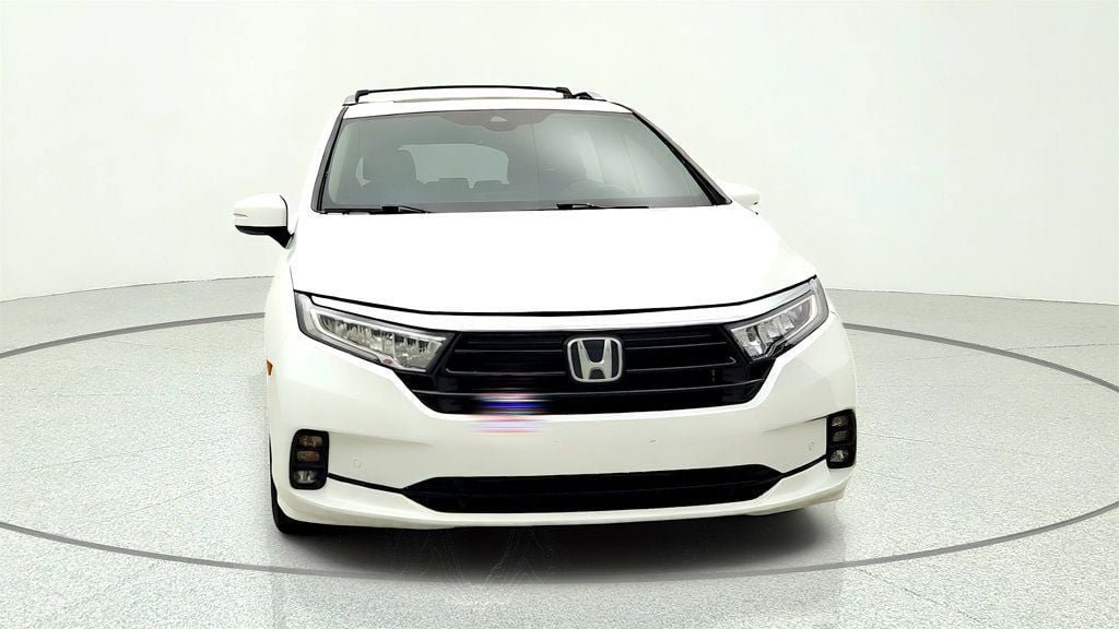 Used 2021 Honda Odyssey Touring image 2