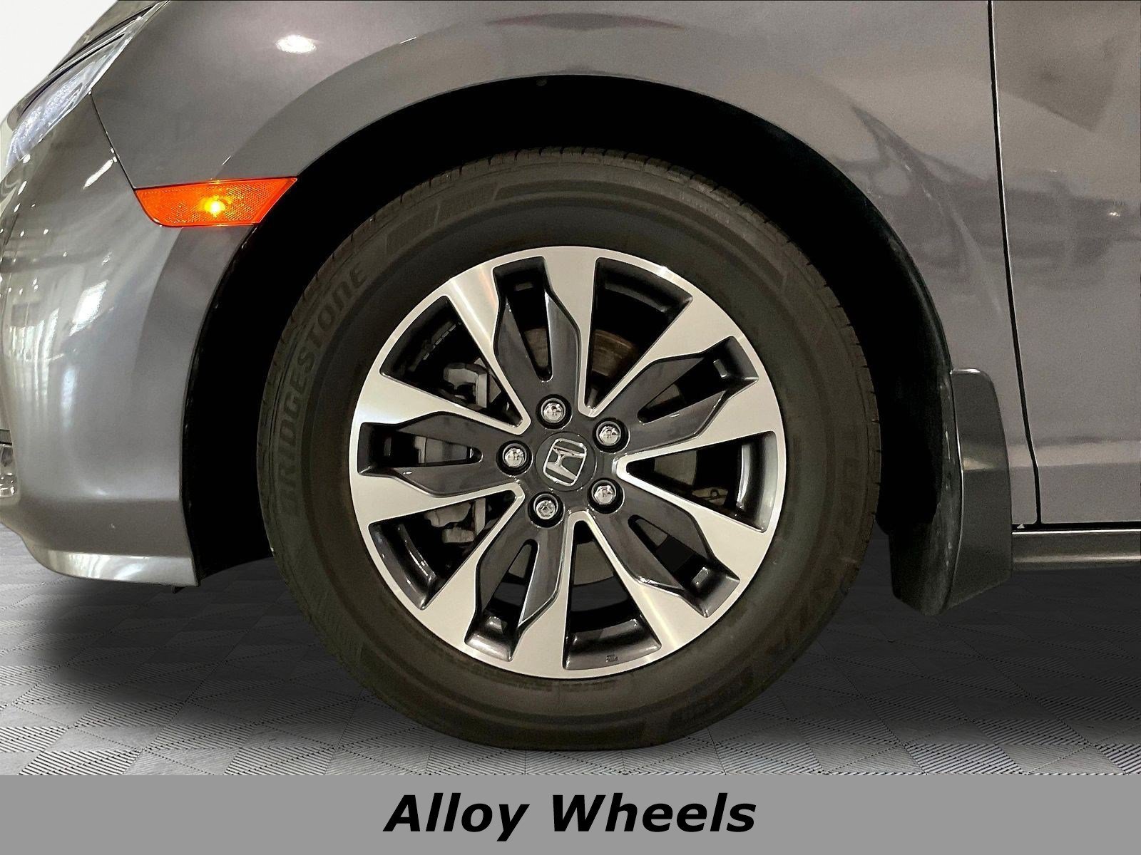 Used 2024 Honda Odyssey EX-L image 35