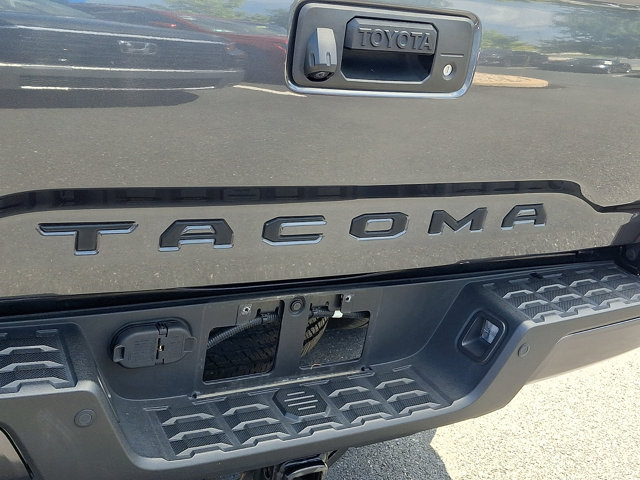 Used 2023 Toyota Tacoma Limited w/ Nightshade Package AWD/4WD image 31