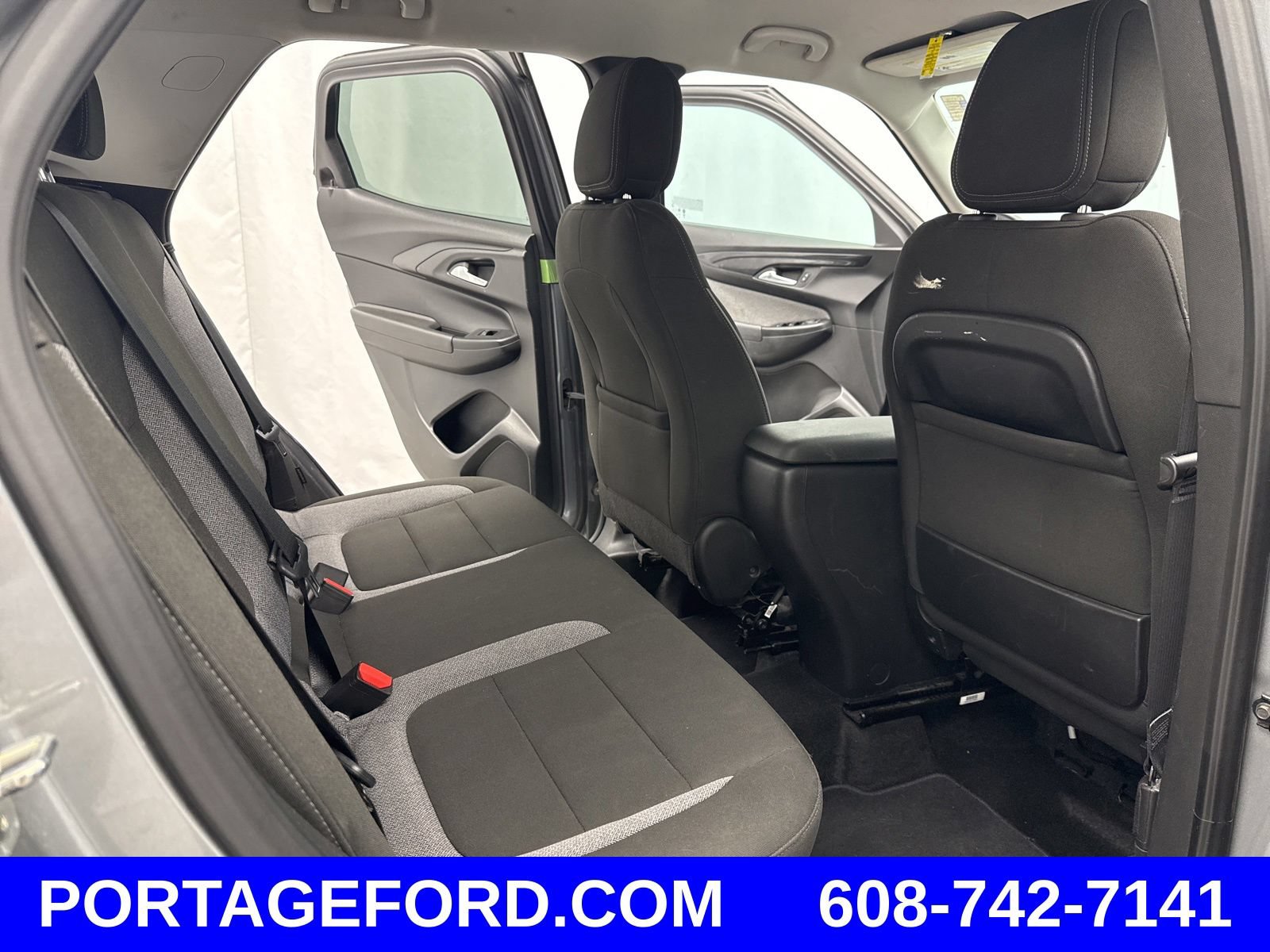 Used 2025 Chevrolet TrailBlazer LT AWD/4WD image 31