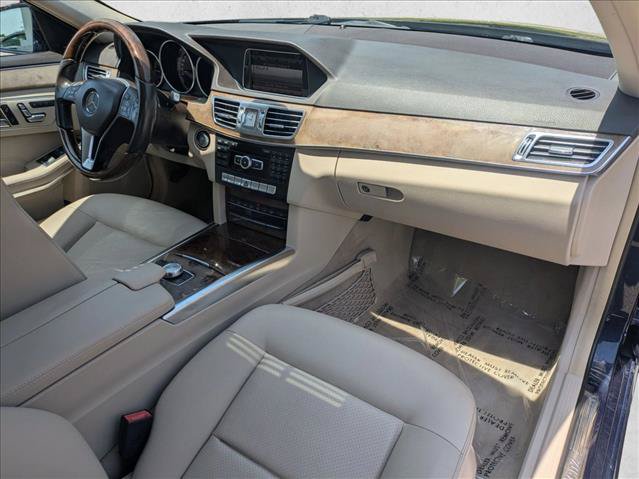 Used 2014 Mercedes-Benz E 350 4MATIC Sedan image 23