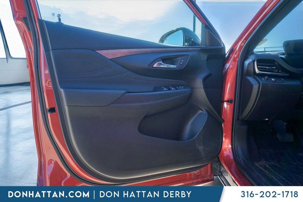 Used 2024 Buick Envista Sport Touring w/ Convenience I Package image 14