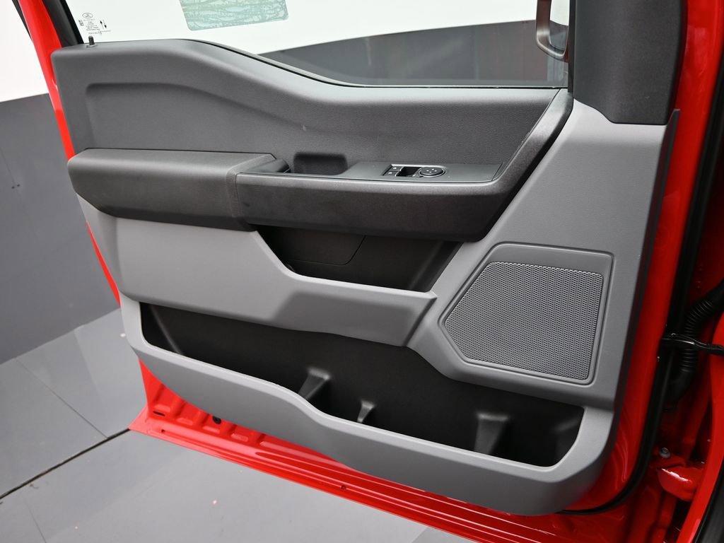 New 2026 Ford F250 4x4 Regular Cab Super Duty image 15