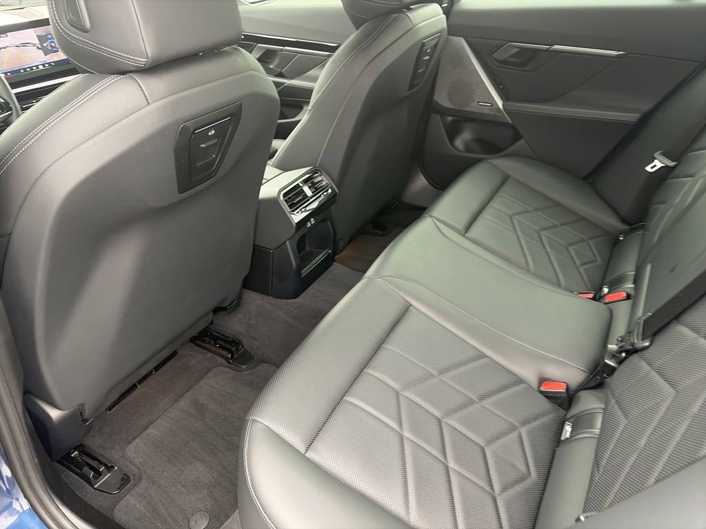 Used 2024 BMW 530i RWD image 27