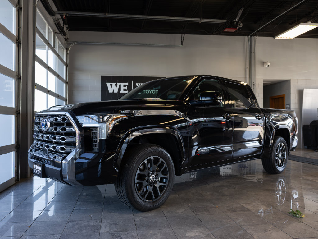 Used 2024 Toyota Tundra Platinum AWD/4WD image 2