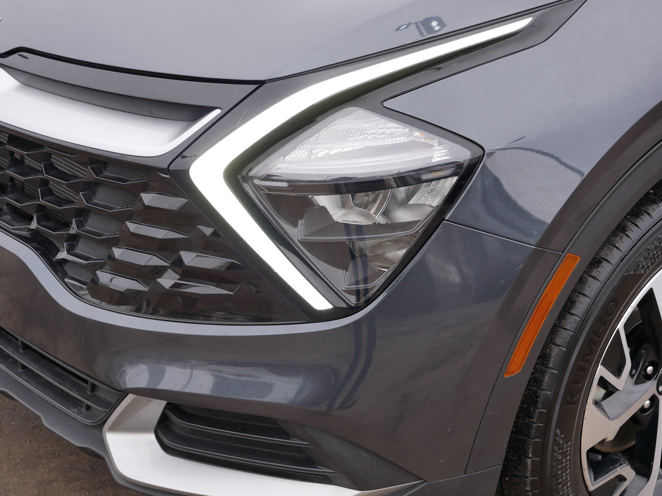 Used 2023 Kia Sportage EX image 16