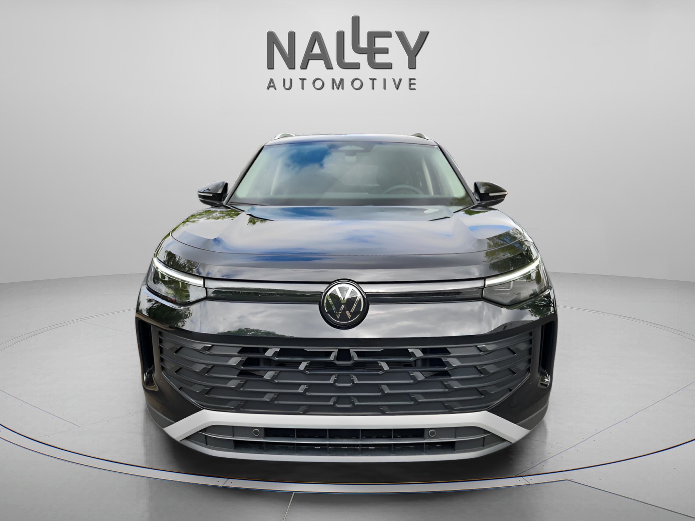 New 2025 Volkswagen Tiguan S image 9