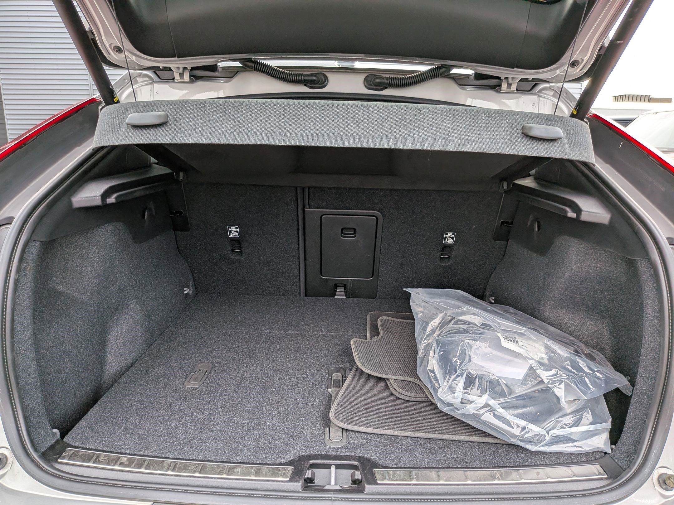 Certified 2023 Volvo C40 P8 Recharge Ultimate image 28