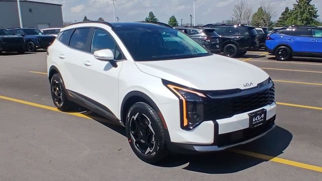 New 2026 Kia Sportage EX AWD/4WD image 4