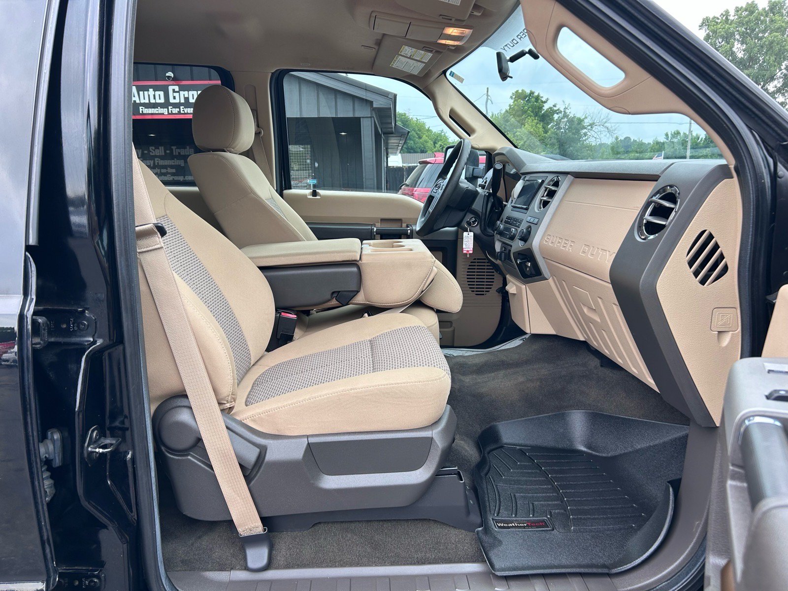 Used 2016 Ford F450 XLT w/ FX4 Off-Road Package AWD/4WD image 16