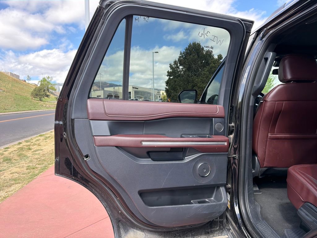 Certified 2024 Ford Expedition Limited AWD/4WD image 21