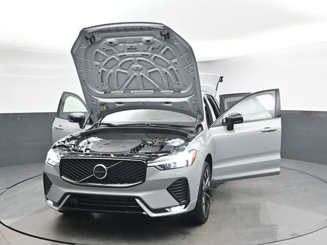 New 2026 Volvo XC60 B5 Plus w/ Protection Package Premier image 55