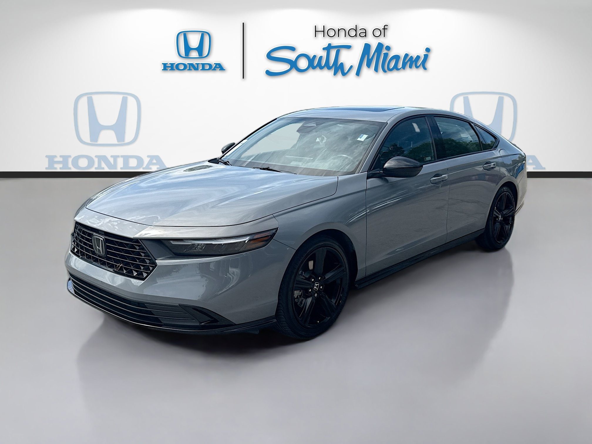 Certified 2025 Honda Accord Sport image 3
