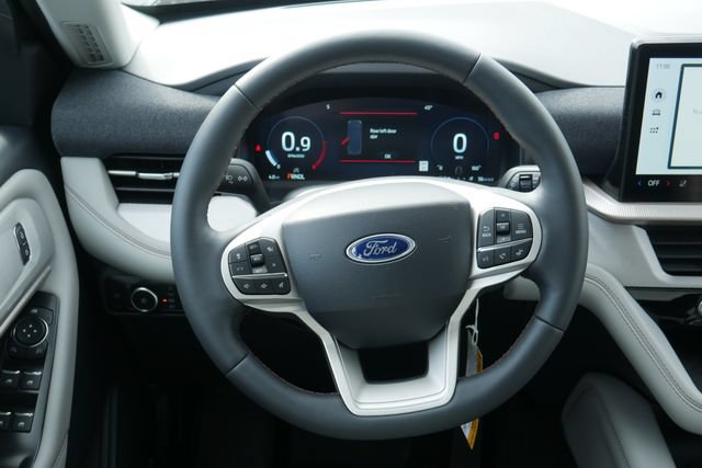 New 2026 Ford Explorer Active w/ Active Comfort Package AWD/4WD image 17