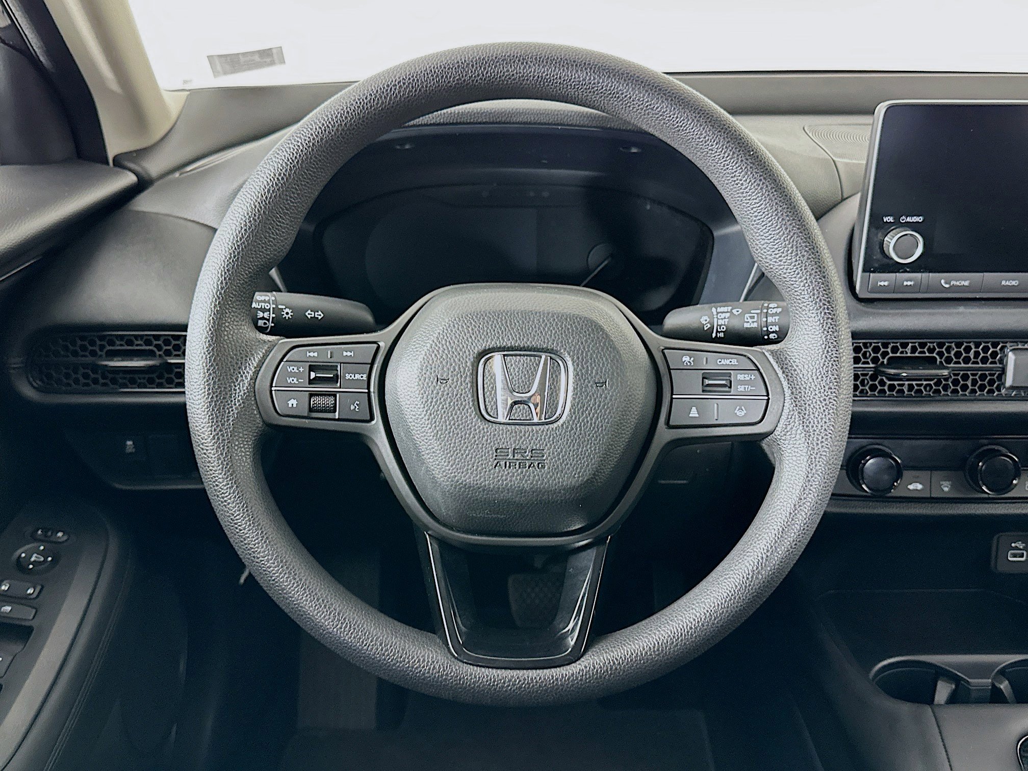 Used 2023 Honda HR-V LX image 17