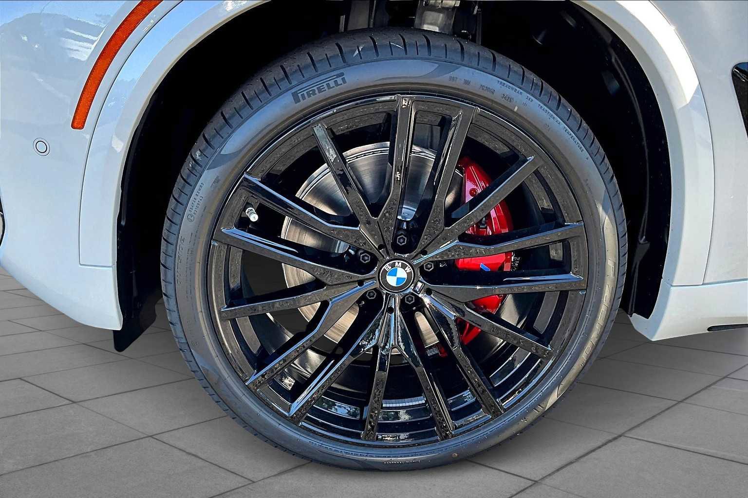 New 2026 BMW X5 xDrive40i w/ M Sport Package image 11