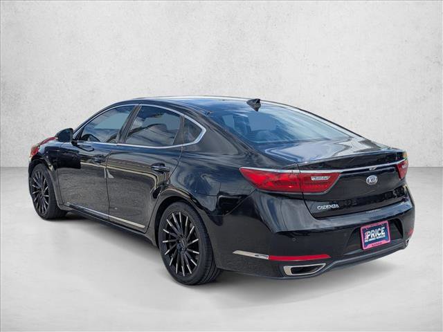 Used 2017 Kia Cadenza Premium w/ Luxury Package image 8