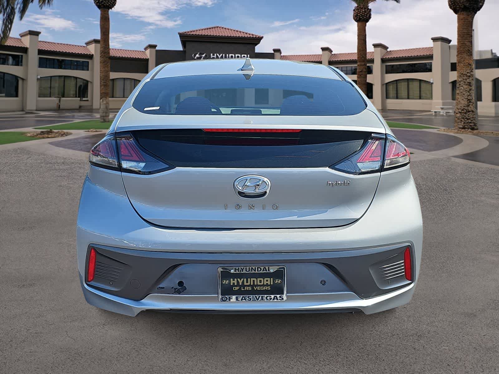 Used 2020 Hyundai Ioniq Limited FWD image 7