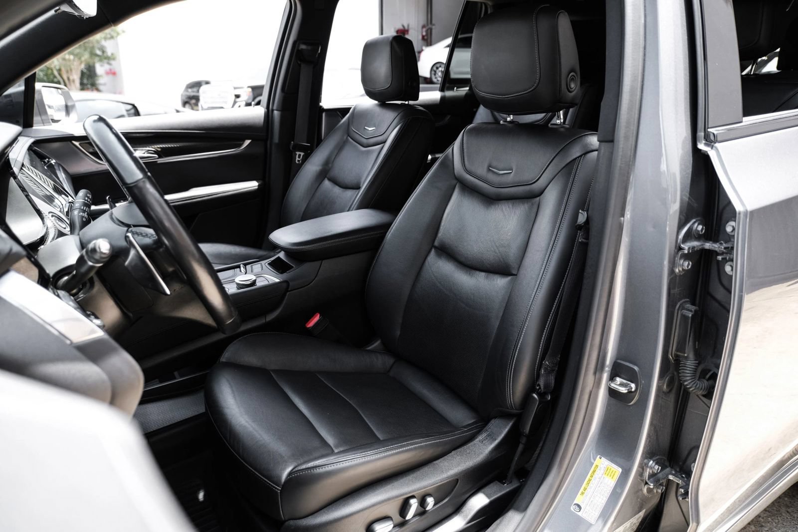 Used 2020 Cadillac XT6 Sport AWD/4WD image 36