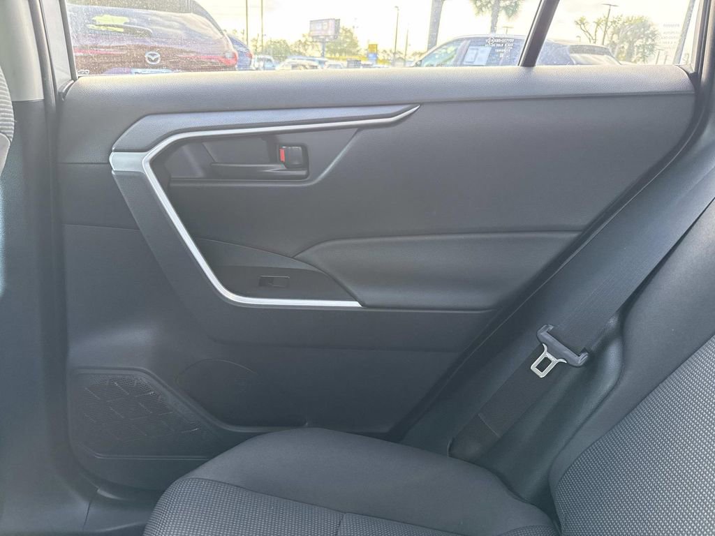 Used 2025 Toyota RAV4 LE image 17
