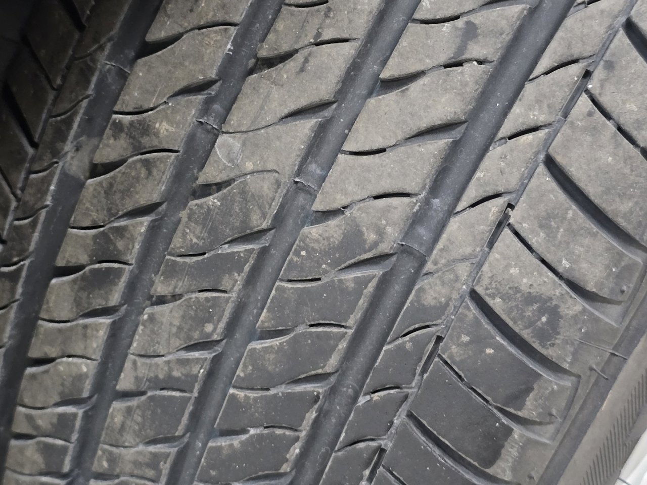 Used 2012 Toyota Camry LE image 7