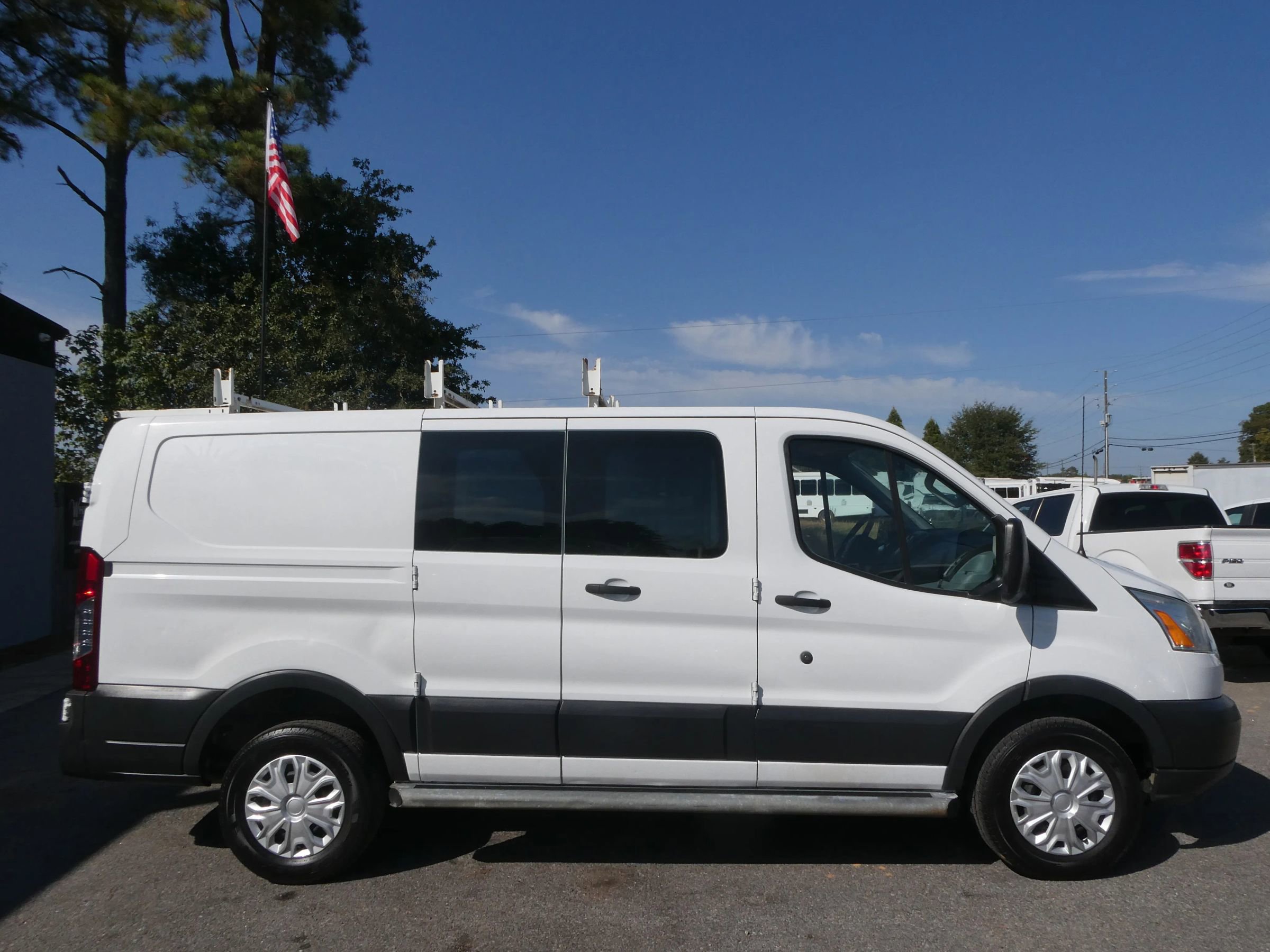 Used 2016 Ford Transit 250 130 Low Roof w/ Exterior Upgrade Package image 4