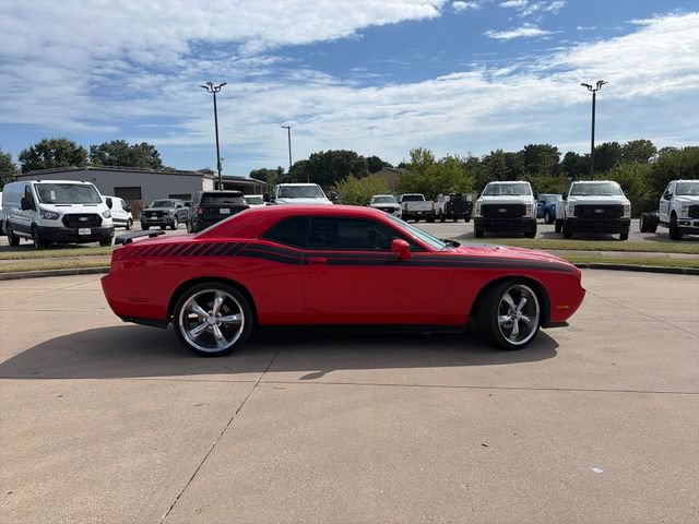 Used 2014 Dodge Challenger SXT RWD image 24