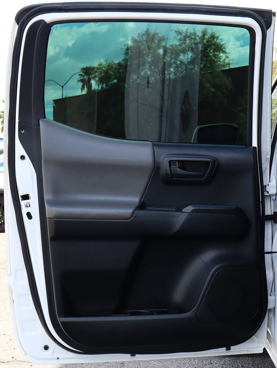 Used 2018 Toyota Tacoma SR w/ SR Convenience Package AWD/4WD image 29