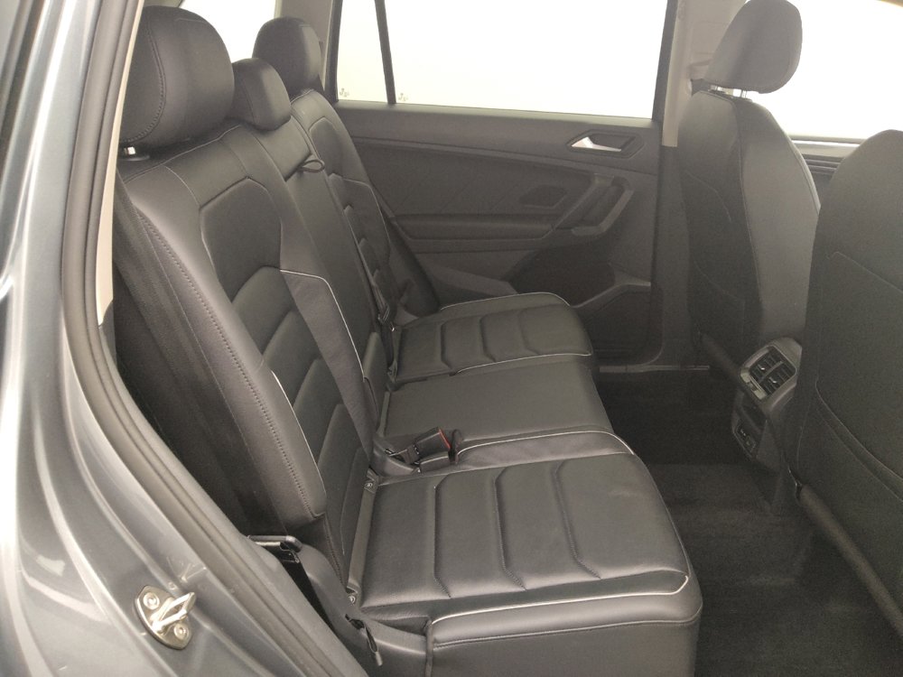 Used 2019 Volkswagen Tiguan SEL Premium image 19