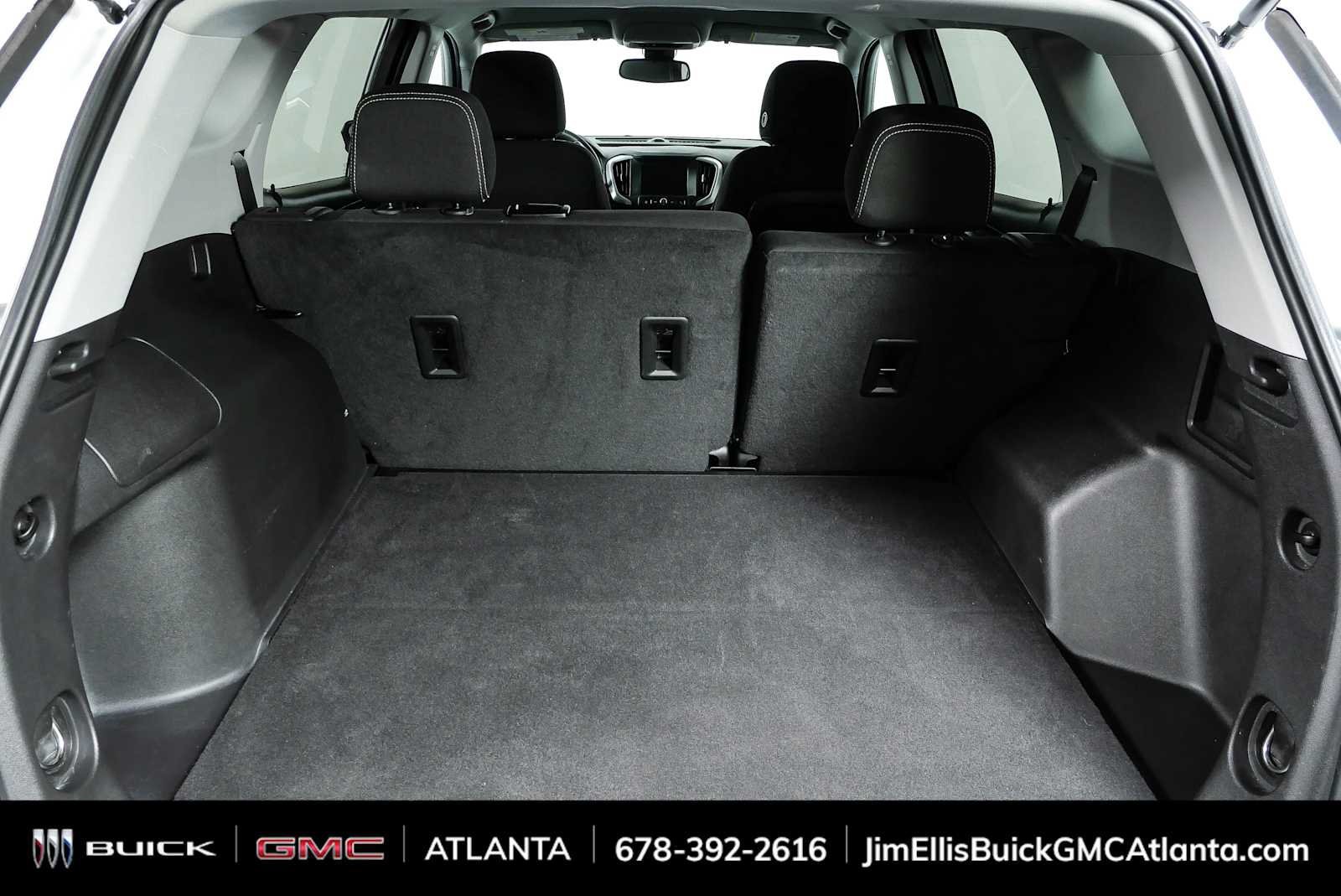 Used 2023 GMC Terrain SLE FWD image 30