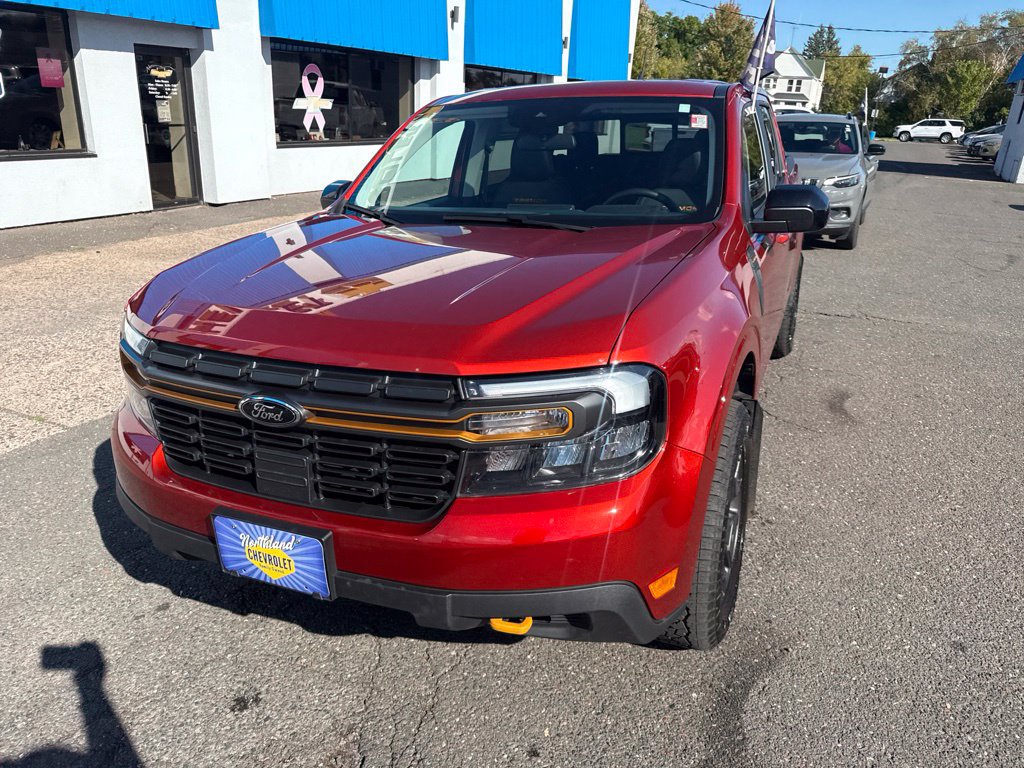 Used 2024 Ford Maverick Tremor w/ Tremor Off-Road Package AWD/4WD image 3