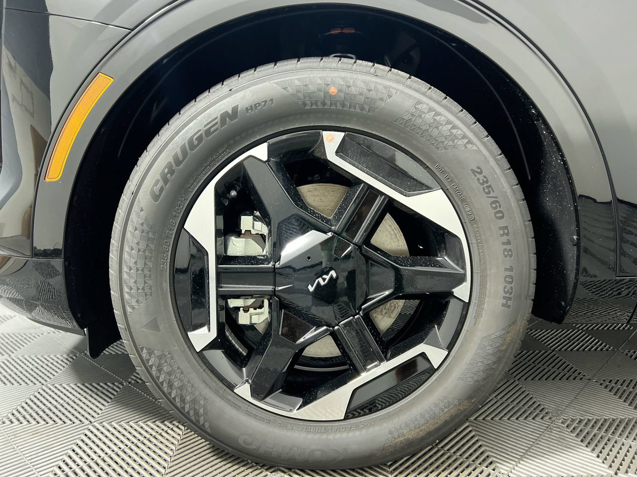 Certified 2026 Kia Sportage SX FWD image 13