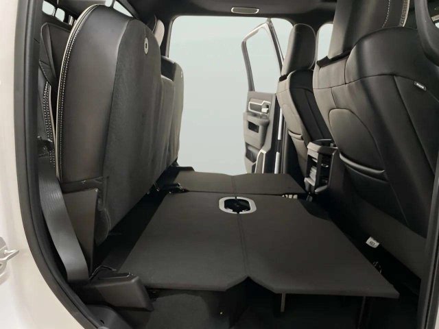 Used 2025 RAM 2500 Laramie AWD/4WD image 52