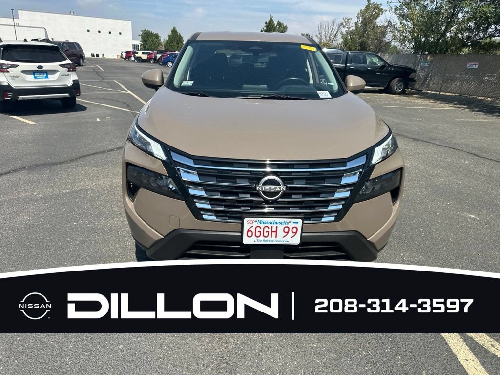 Certified 2025 Nissan Rogue SV AWD/4WD image 14